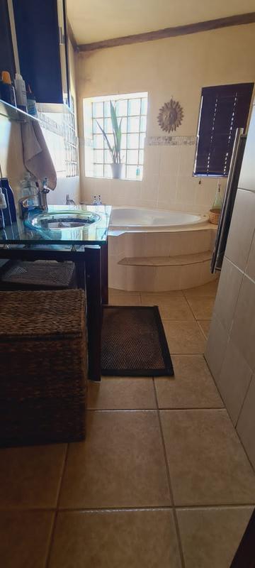 2 Bedroom Property for Sale in Rugby Western Cape